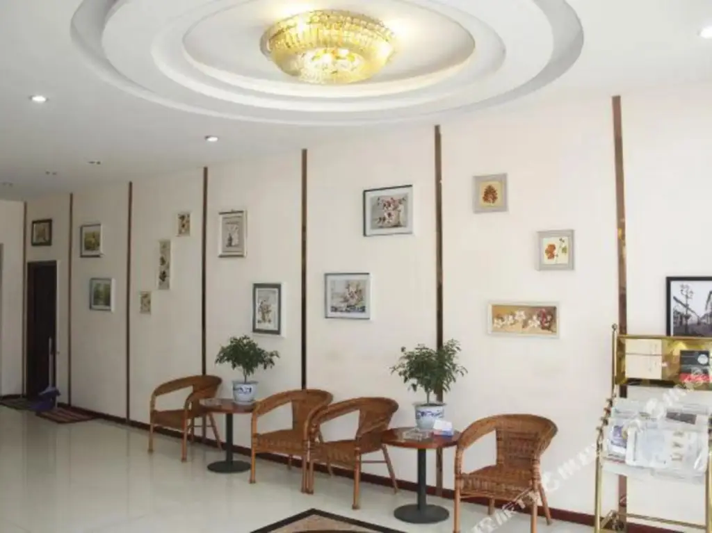 Хецзе: Heze Fengtianyiyue Hotel