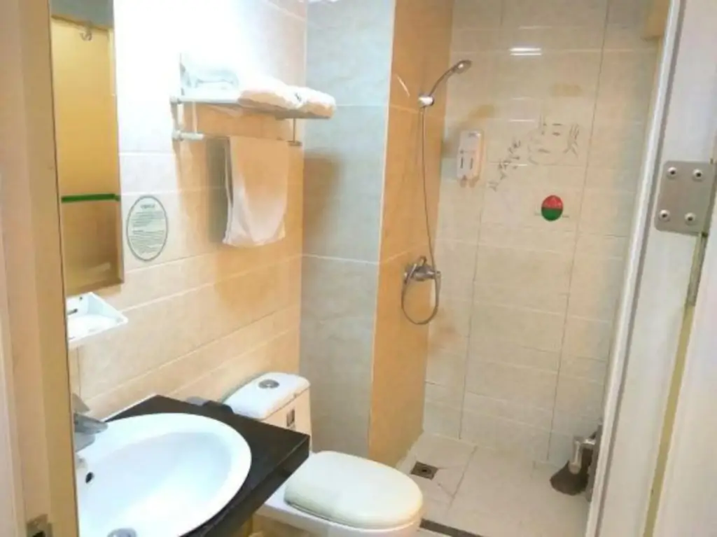 Хецзе: Heze Fengtianyiyue Hotel