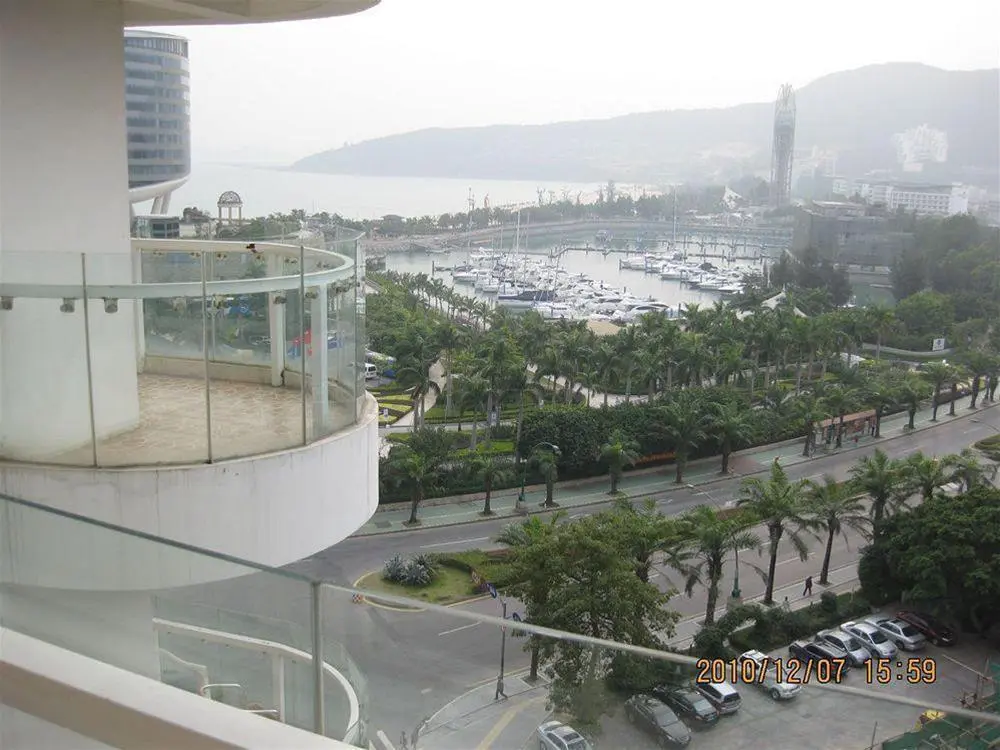 Шэньчжэнь: Shenzhen Water Sky Apartment