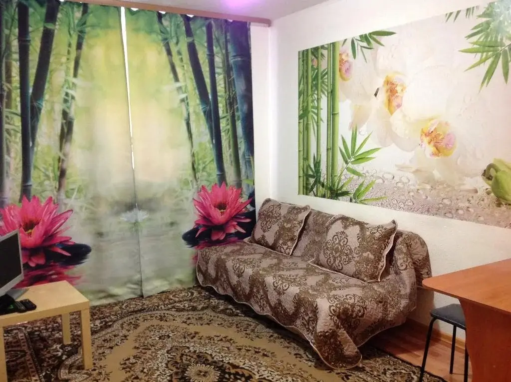 Екатеринбург: Apartment Stachek 4