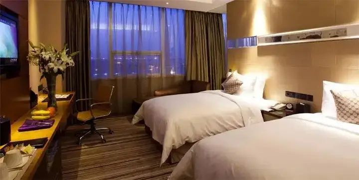 Циндао: Celebrity Qingdao Hotel