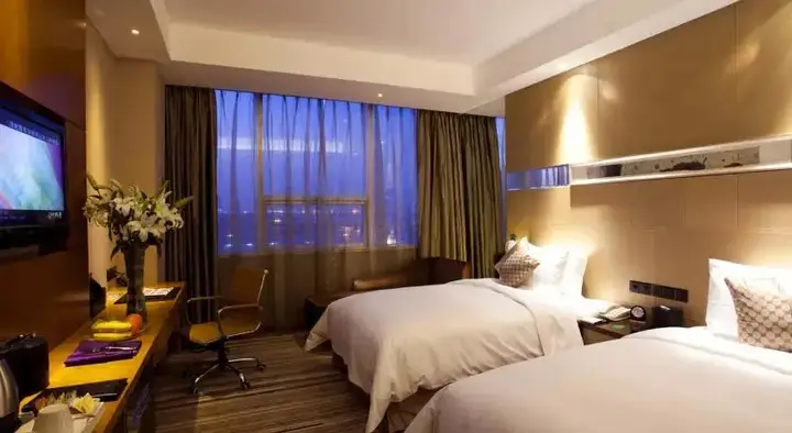 Циндао: Celebrity Qingdao Hotel