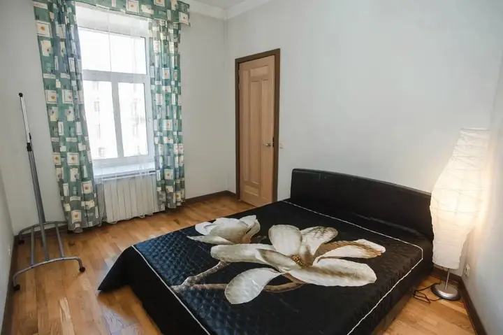 Санкт-Петербург: Apartment on Griboyedova 38
