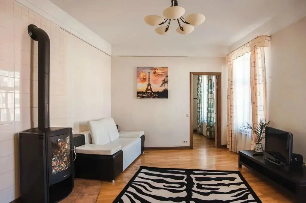 Санкт-Петербург: Apartment on Griboyedova 38