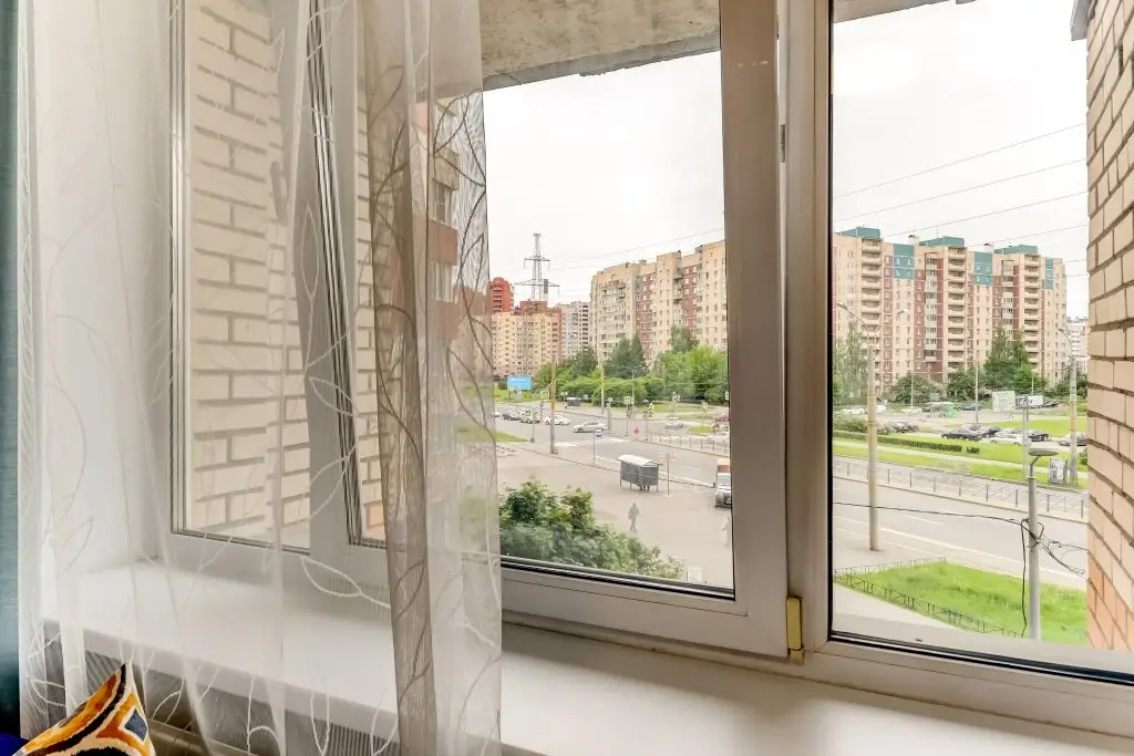 Санкт-Петербург: Паруса на Комендантской площади