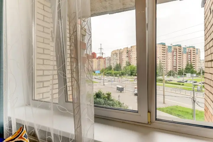 Санкт-Петербург: Паруса на Комендантской площади