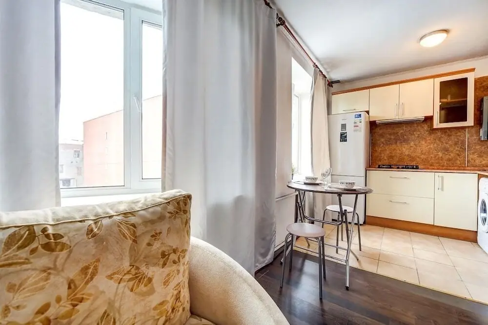 Санкт-Петербург: Na Lomanoj 6 Apartments