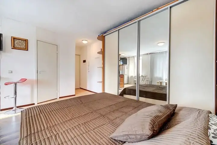Санкт-Петербург: Na Lomanoj 6 Apartments
