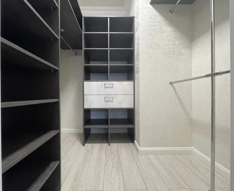 Минск: Апартаменты 2-комнатные HomeApart П. Мстиславца, 6