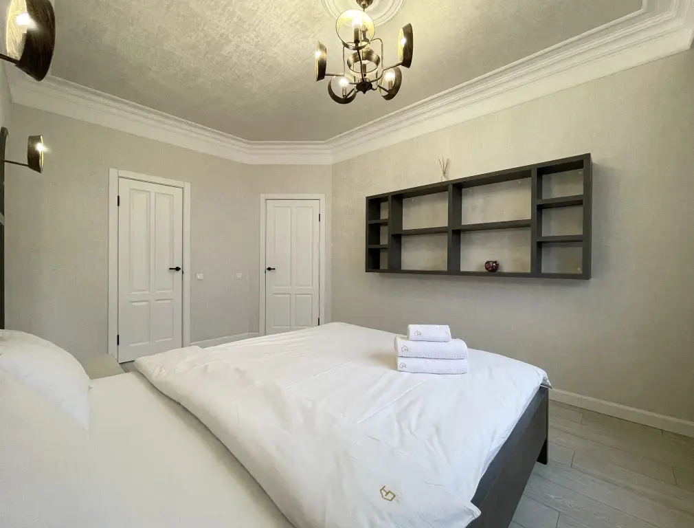 Минск: Апартаменты 2-комнатные HomeApart П. Мстиславца, 6