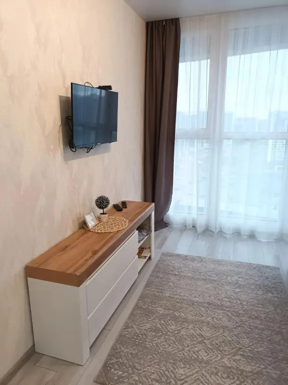 Минск: Апартаменты 2Rooms Канны MinskMir