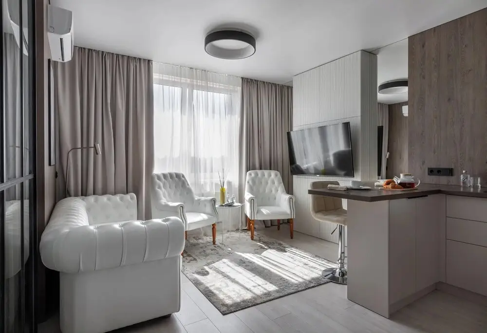 Минск: Studio near of Chelyuskintsev Park