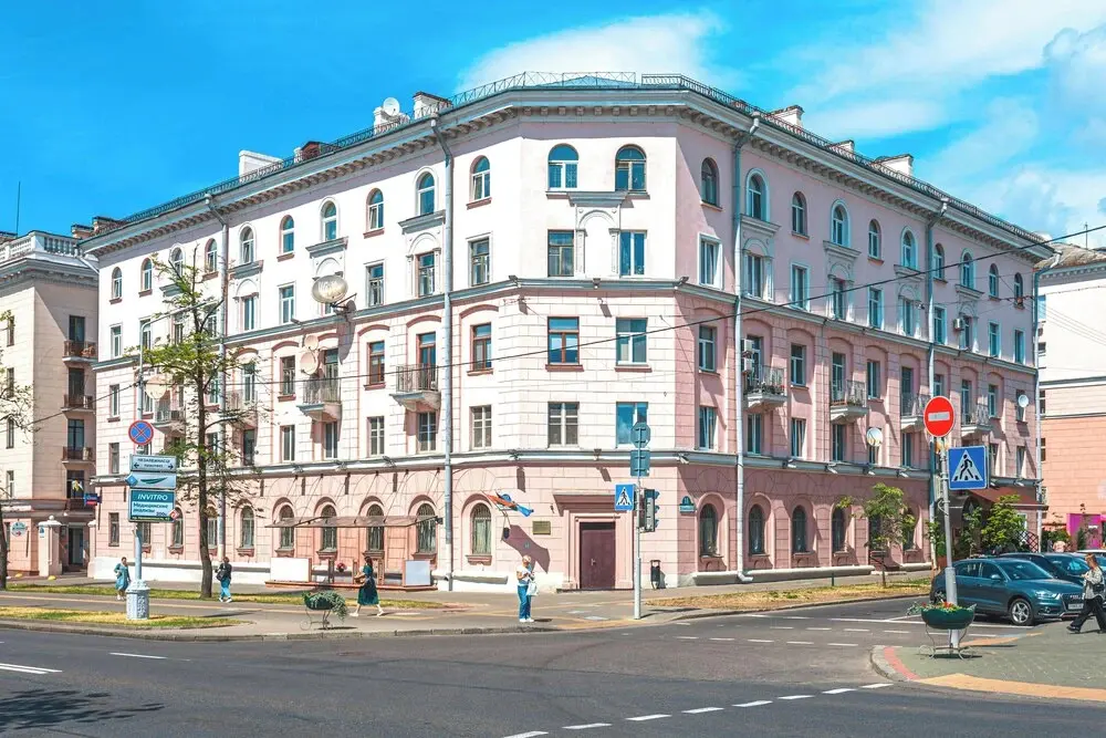 Минск: Minsk Apartments on Zakharova str 19