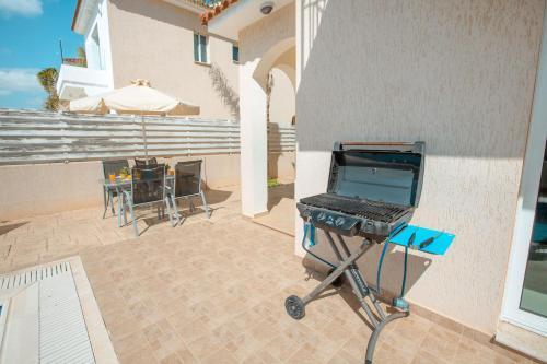 Протарас: Oceanview Villa 173