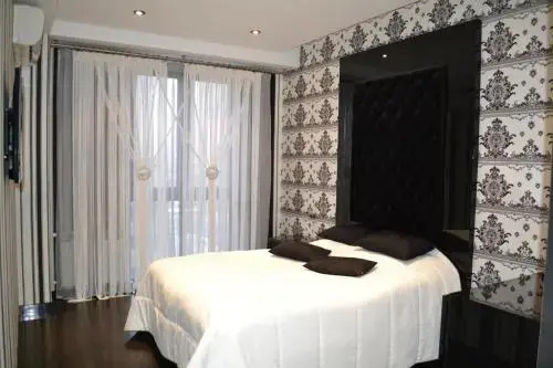 Ереван: ARMT Penthouse near Republic Square