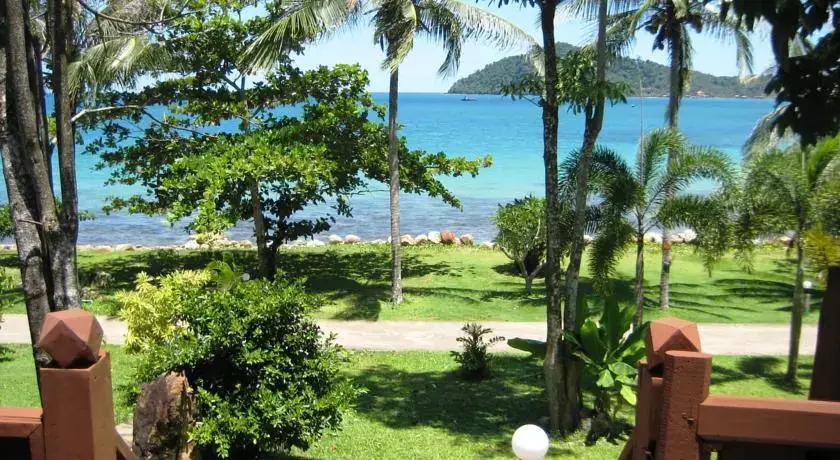 Ко Чанг: Aunchaleena Beach Front Resort, Koh Chang (Seaside Villa)