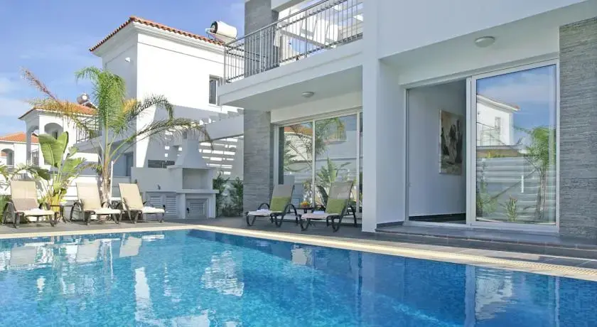 Протарас: Villa Lalia