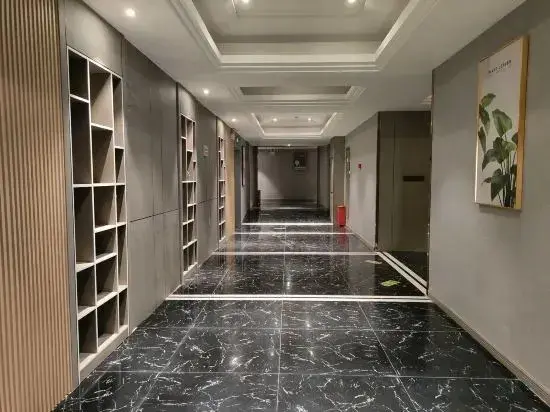 Чунцин: Chongqing Yueyou Landmark Hotel (Jiefangbei Hongyadong Branch)
