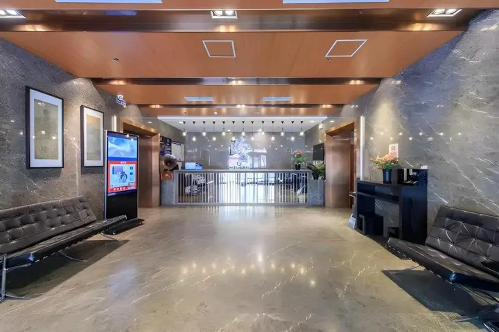 Пекин: GreenTree Alliance Beijing Tuanjie Lake Spring Hotel
