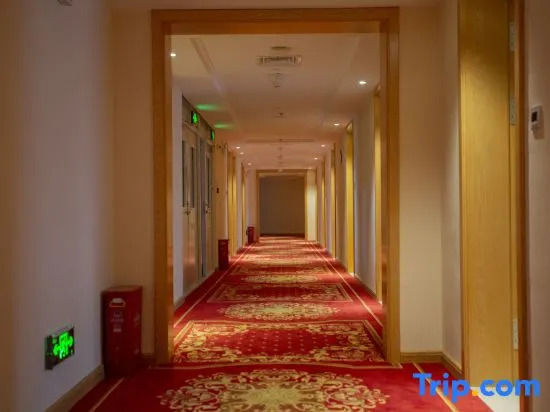 Харбин: Vienna 3 Best Hotel (Harbin Railway Station China Baroque)