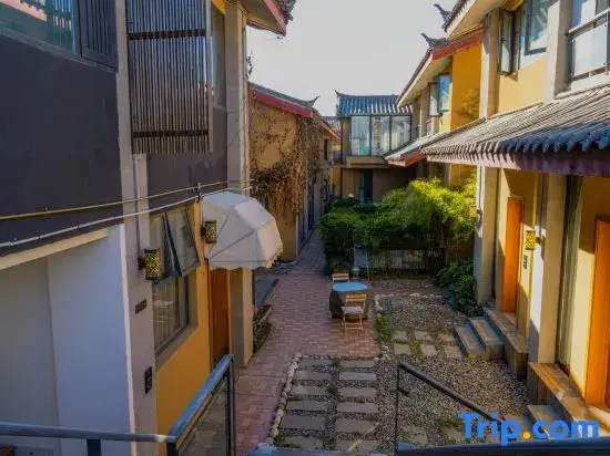 YunMo Hotel, Lijiang — фото 1