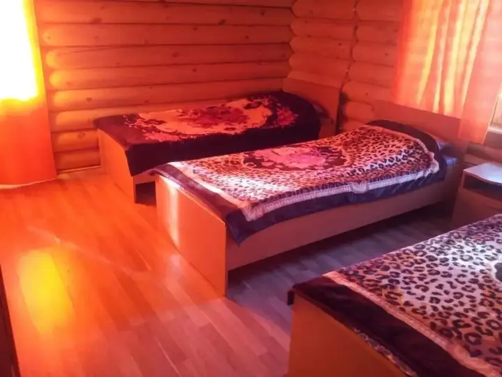 Кабанбай: Alazis Alakol Hotel