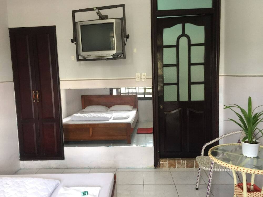 Туй-Хоа: Halo Hostel