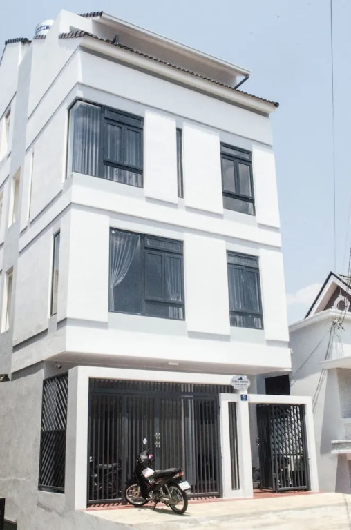 Далат: Starhill Apartment