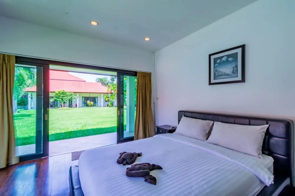 Хуахин: 5 BR Pool Villa In Great Location - CV5