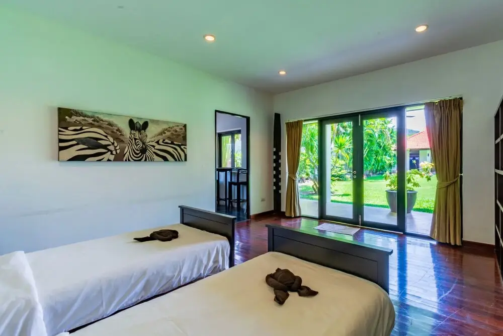 Хуахин: 5 BR Pool Villa In Great Location - CV5