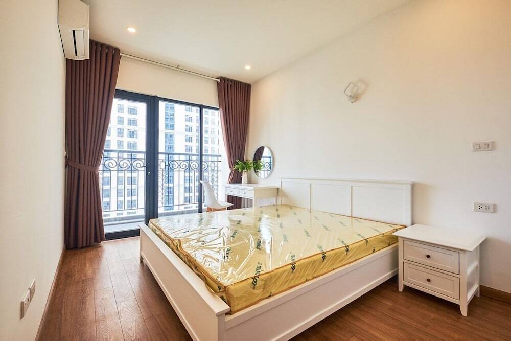 Ханой: Western Hanoi Apartment - The Emerald My Dinh