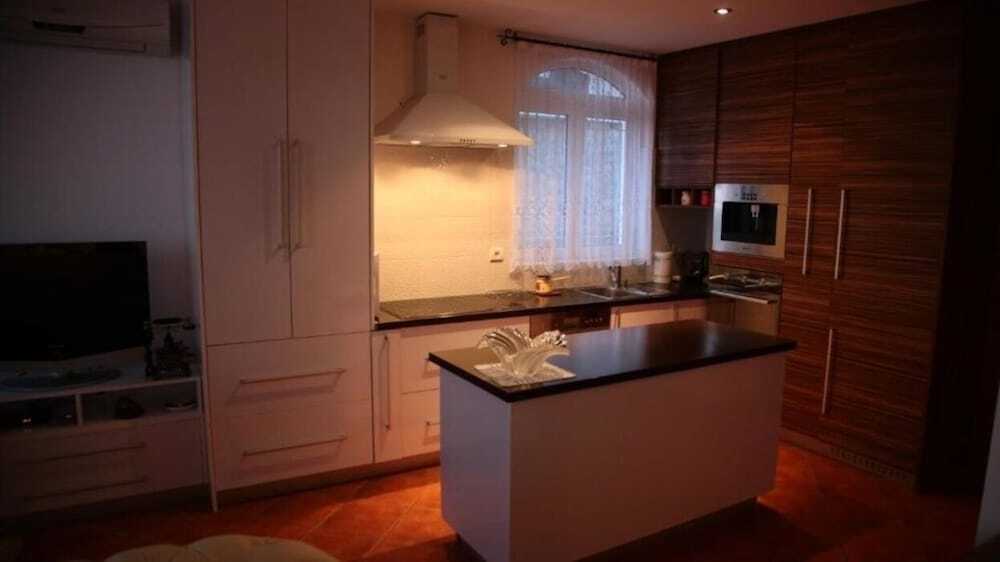Добро Вода: Apartments Bardak