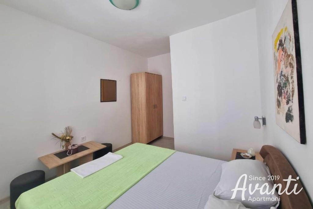 Бечичи: Apartmani Avanti Becici