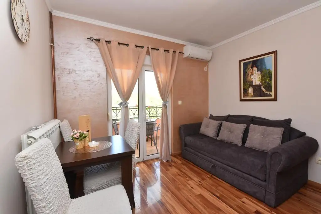 Будва: Residence Pejovic
