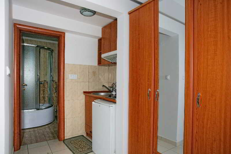 Доброта: Apartmani Ana