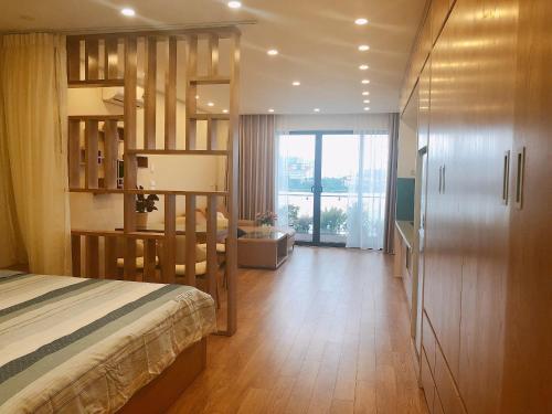 Ханой: Greeny House Studio with Lakeview