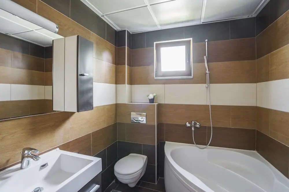 Тиват: Tivat Apartments