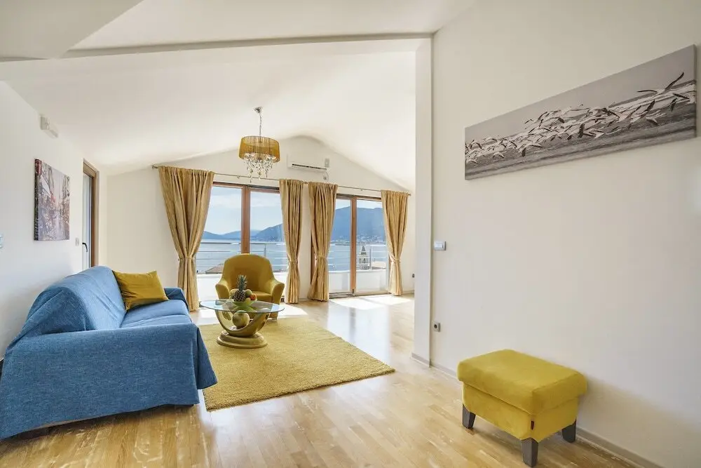 Тиват: Tivat Apartments