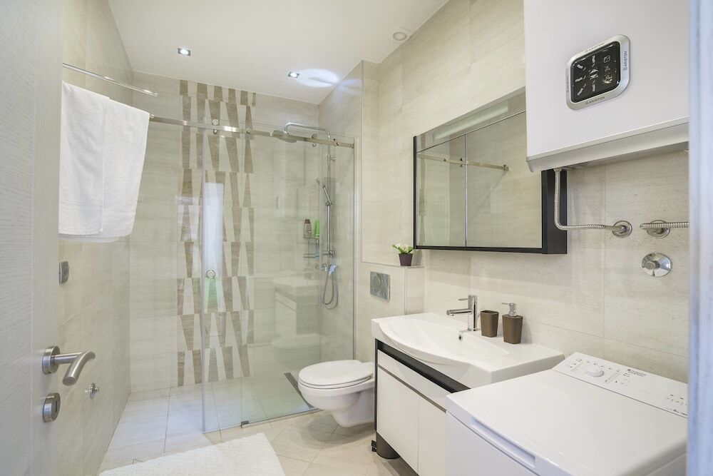 Тиват: Tivat Apartments