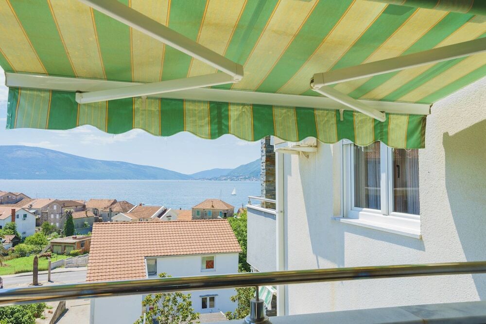 Тиват: Tivat Apartments