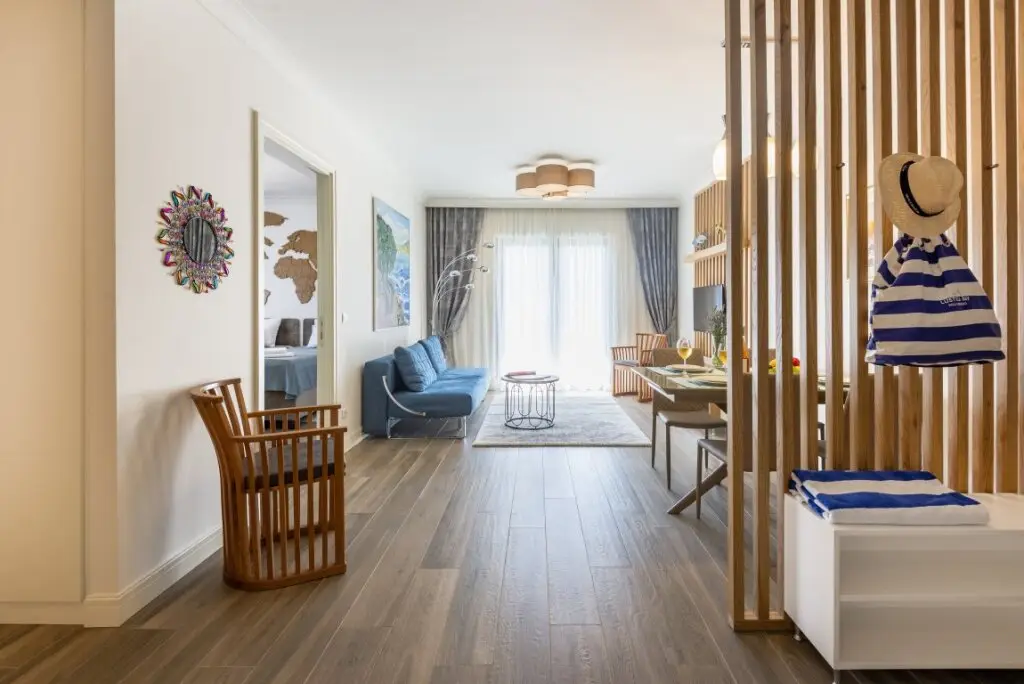 Радовичи: Lustica Bay Central Apartments	
