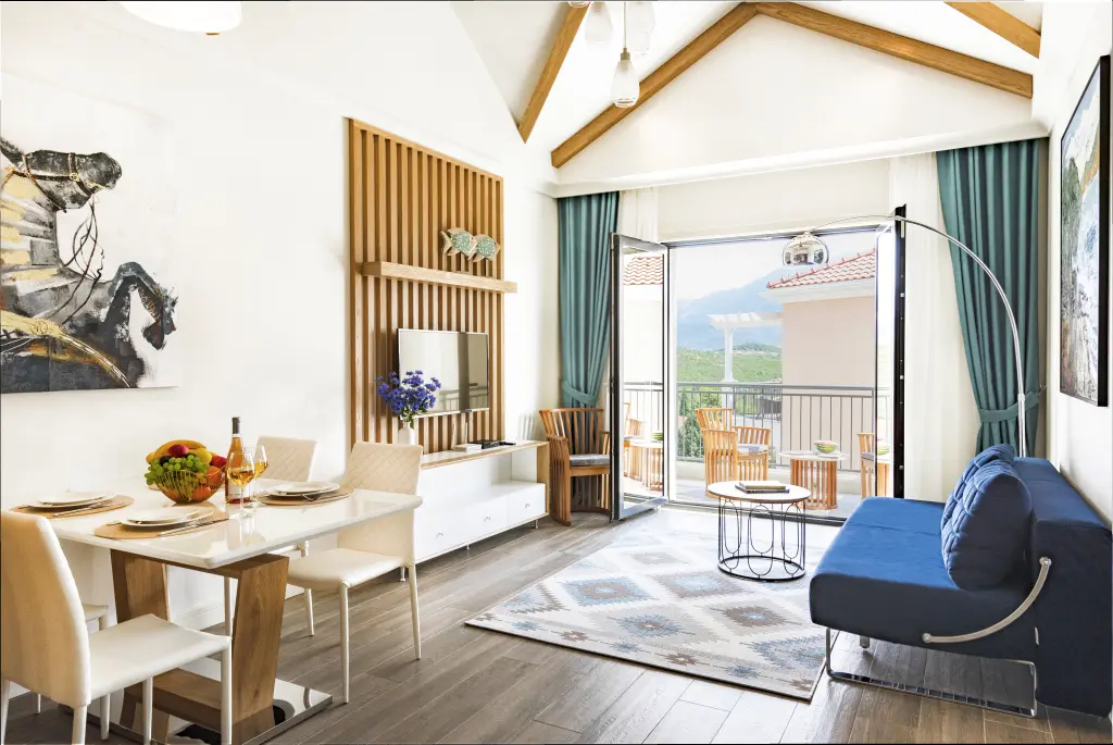 Радовичи: Lustica Bay Central Apartments	