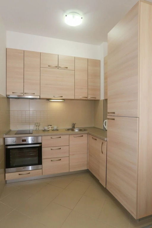 Будва: Apartment Status 3