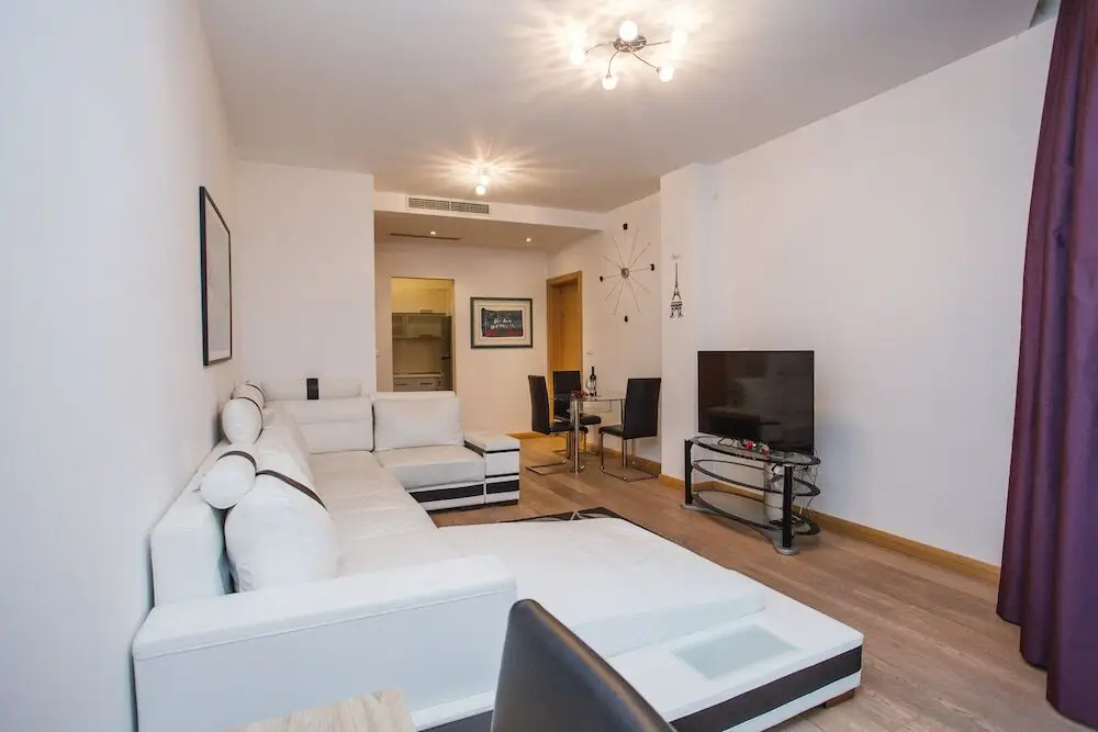 Будва: Apartment Status 5