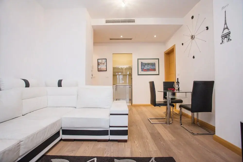 Будва: Apartment Status 5