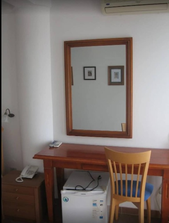 Свети-Стефан: Levantin Inn 12 Room N7 Sea Side