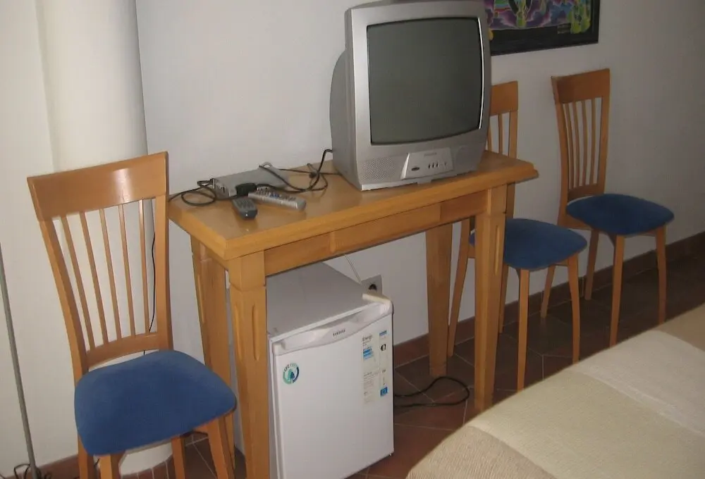 Свети-Стефан: Levantin Inn 13 Room N9