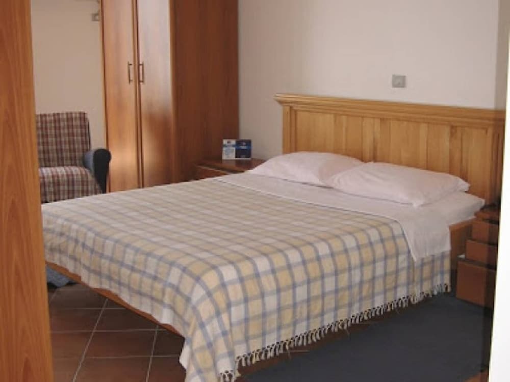 Свети-Стефан: Levantin Inn 122 Suite Sea View N14