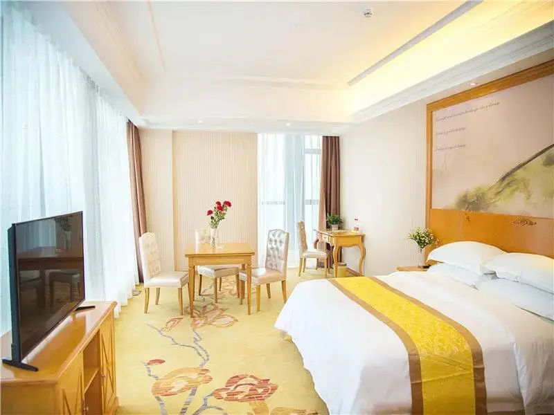 Чунцин: Vienna 3 Best Hotel Chongqing Tongliang Qianneng Building