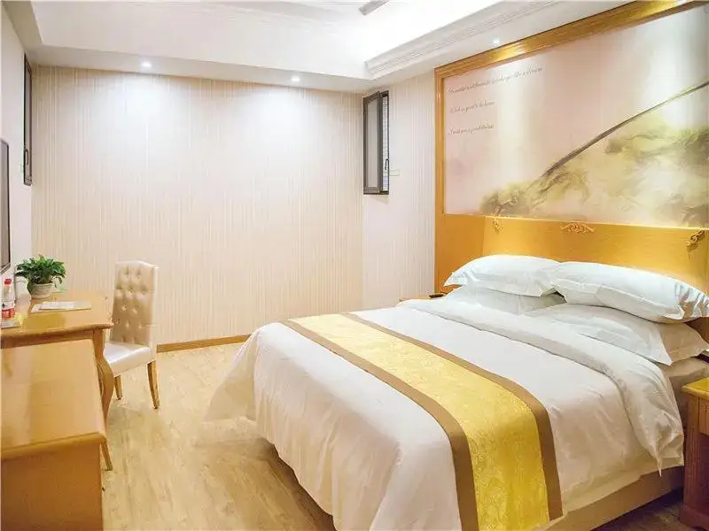 Vienna 3 Best Hotel Chongqing Tongliang Qianneng Building — фото 1
